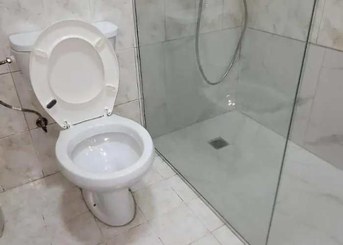 Bazar 5 Mini * Тирана